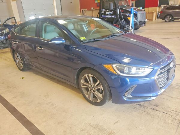 2017 HYUNDAI ELANTRA