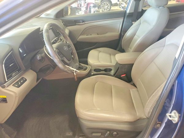 2017 HYUNDAI ELANTRA