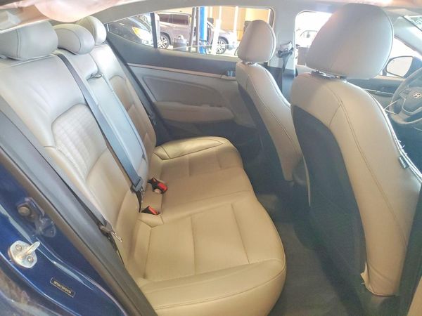 2017 HYUNDAI ELANTRA