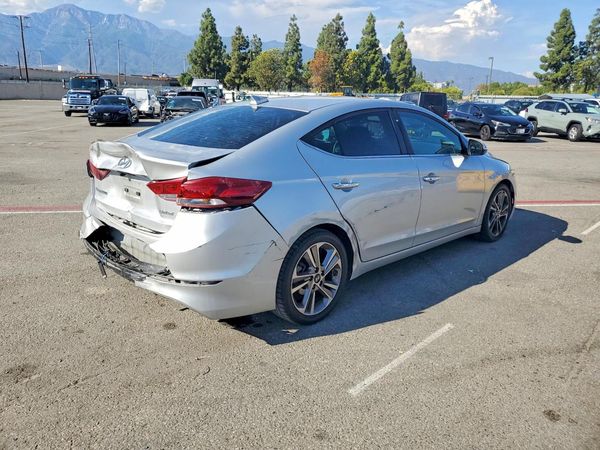 2017 HYUNDAI ELANTRA