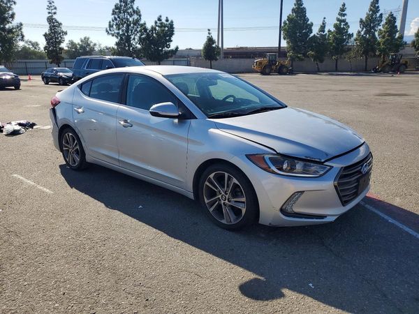 2017 HYUNDAI ELANTRA