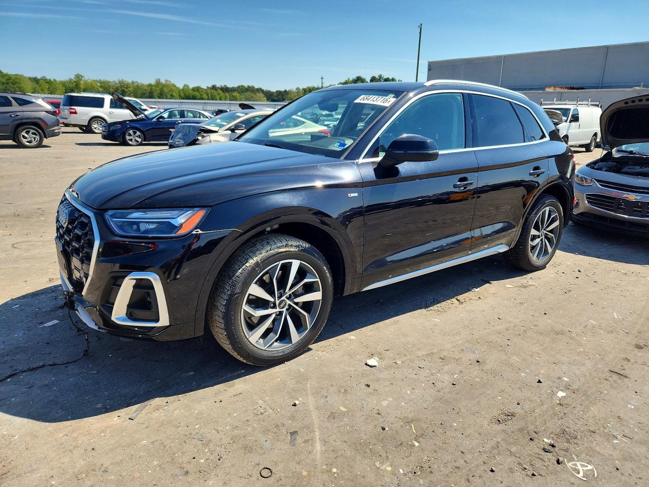 2022 AUDI Q5 S Line quattro Premium