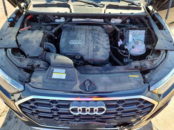 2022 AUDI Q5 S Line quattro Premium