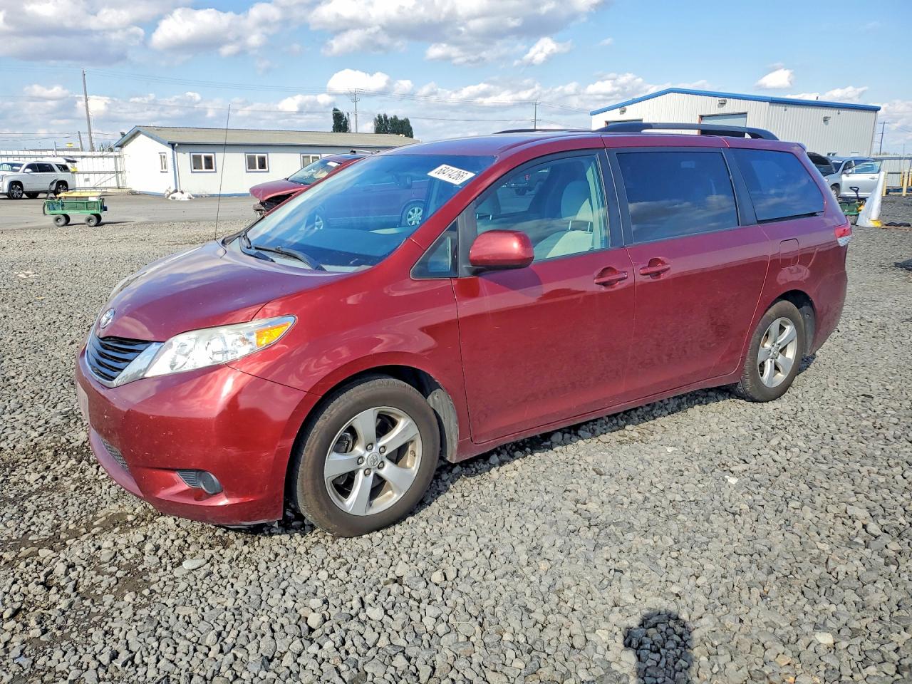 2013 TOYOTA SIENNA