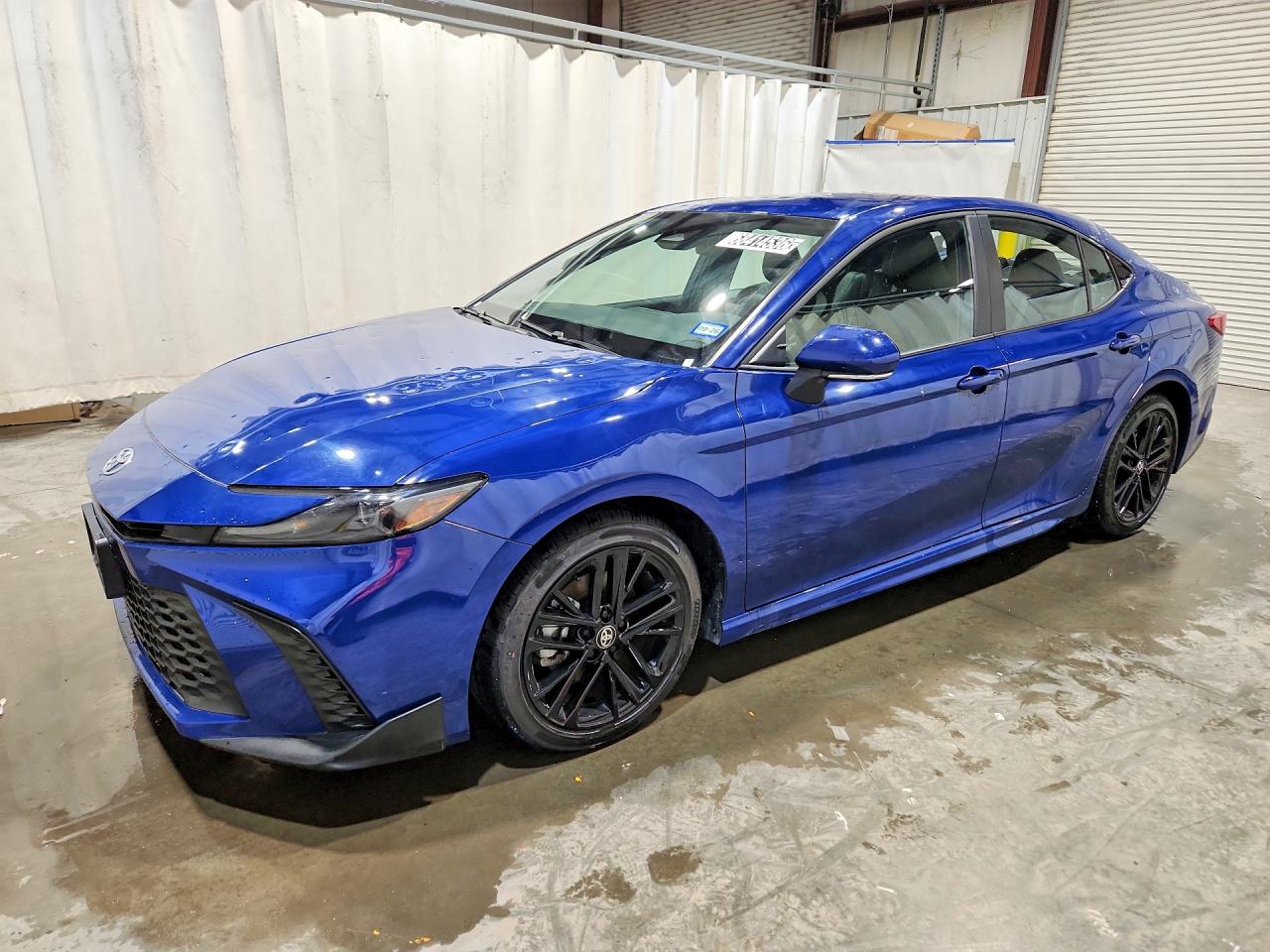2026 TOYOTA CAMRY