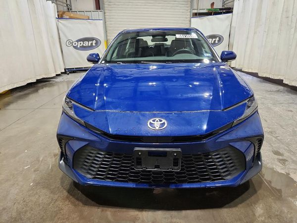 2026 TOYOTA CAMRY