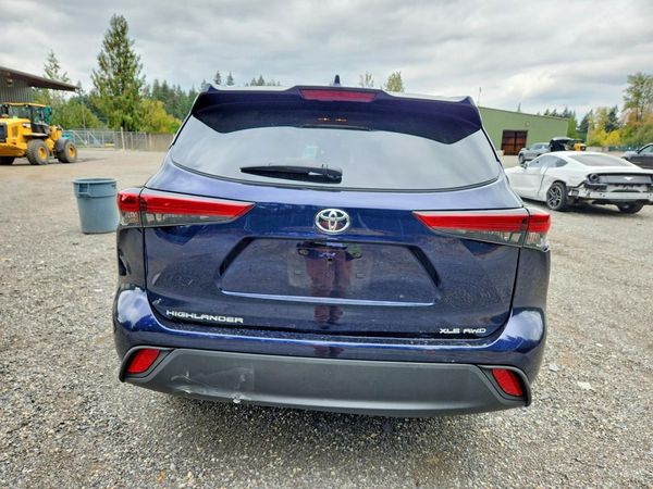 2022 TOYOTA HIGHLANDER
