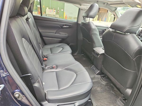 2022 TOYOTA HIGHLANDER