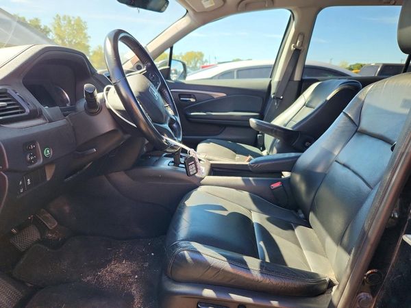 2019 HONDA PILOT EXL-NR — DENT