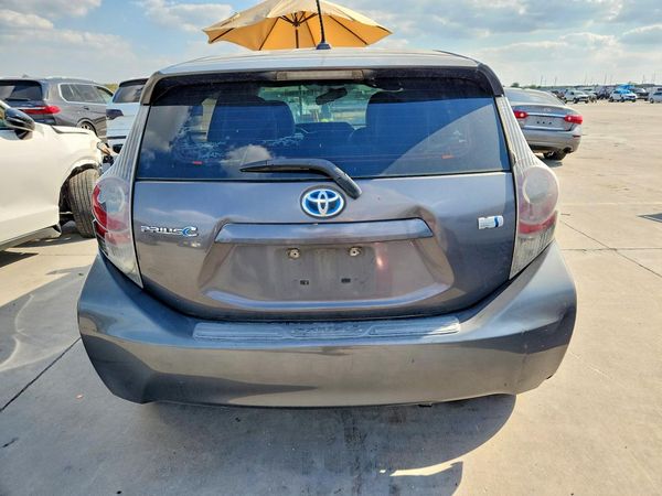 2013 TOYOTA PRIUS — DIRR