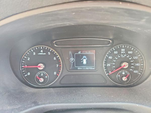2016 KIA SORENTO L / LX