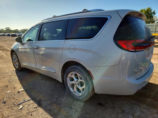 2021 CHRYSLER PACIFICA Limited