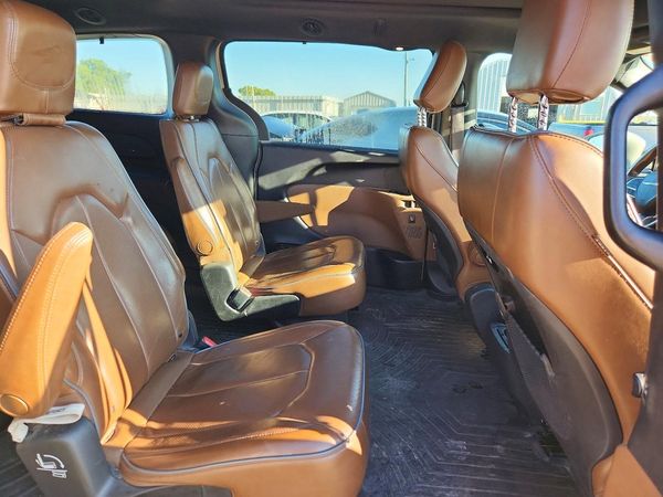 2021 CHRYSLER PACIFICA Limited