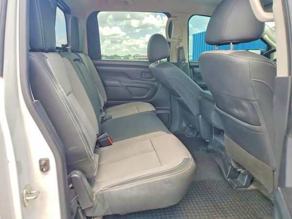 2021 NISSAN TITAN Crew Cab