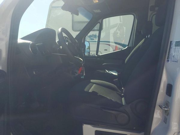 2025 MERCEDES-BENZ SPRINTER