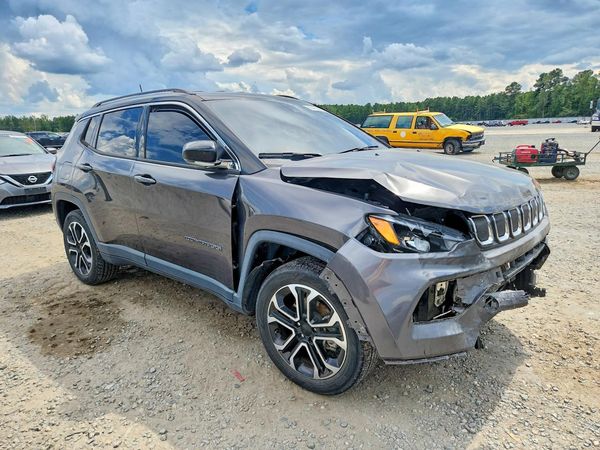 2022 JEEP COMPASS Limited — Passenger 3/4