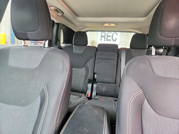 2015 JEEP CHEROKEE Latitude — SUVN