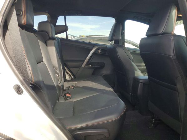 2016 TOYOTA RAV4 SE (S Grade)