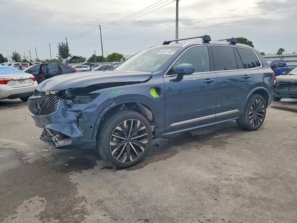 2025 VOLVO XC90