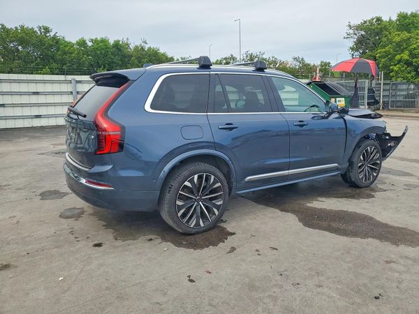 2025 VOLVO XC90