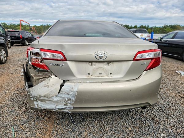 2013 TOYOTA CAMRY — DIRR