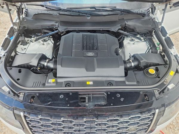 2019 LAND ROVER RANGE ROVER HSE