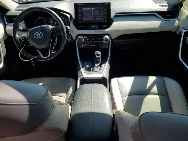 2019 TOYOTA RAV4