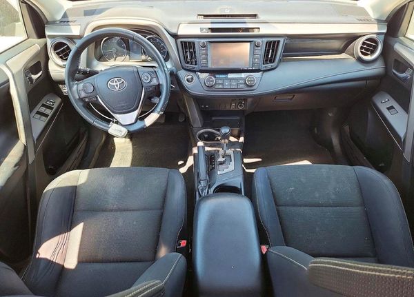 2016 TOYOTA RAV4 XLE (M Grade)
