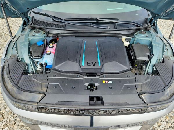 2023 HYUNDAI IONIQ Limited — Engine bay