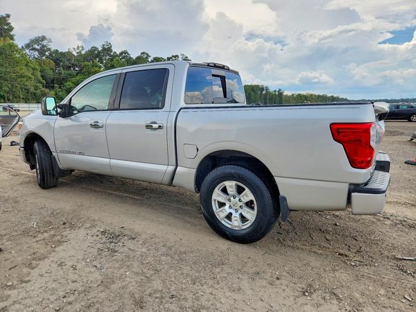 2018 NISSAN TITAN