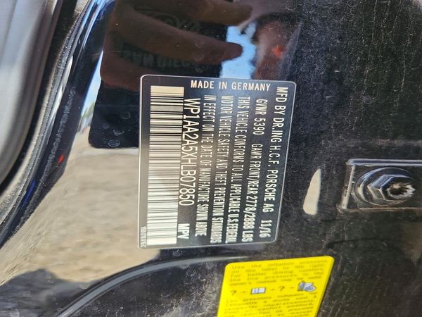 2017 PORSCHE MACAN
