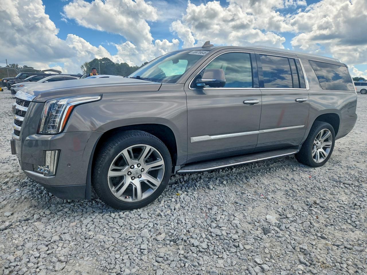 2017 CADILLAC ESCALADE