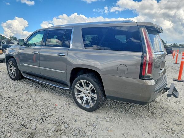 2017 CADILLAC ESCALADE