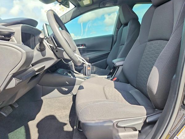 2021 TOYOTA COROLLA HA SE
