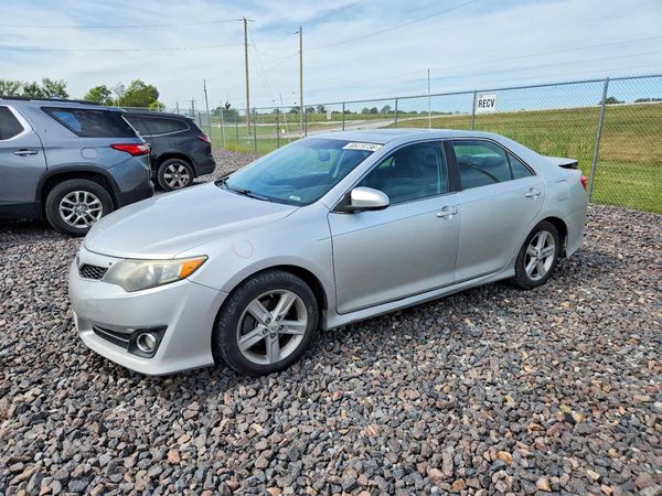 2013 TOYOTA CAMRY — DSFA — Front 3/4