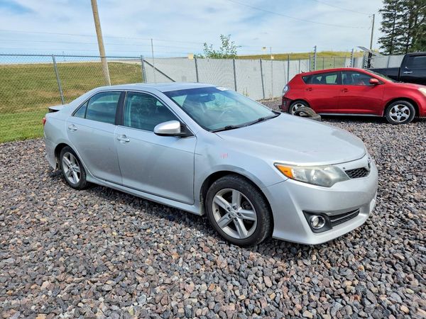 2013 TOYOTA CAMRY — Passenger 3/4