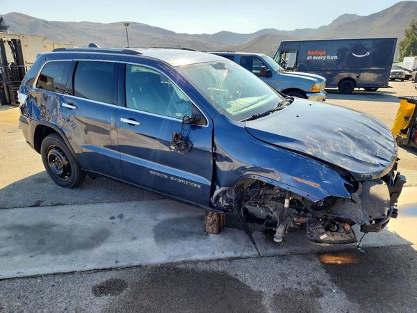 2019 JEEP CHEROKEE Limited — Passenger 3/4