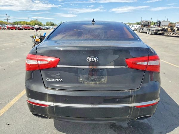 2016 KIA CADENZA Luxury — DIRR