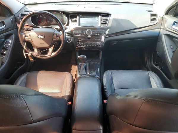 2016 KIA CADENZA Luxury — CKPT