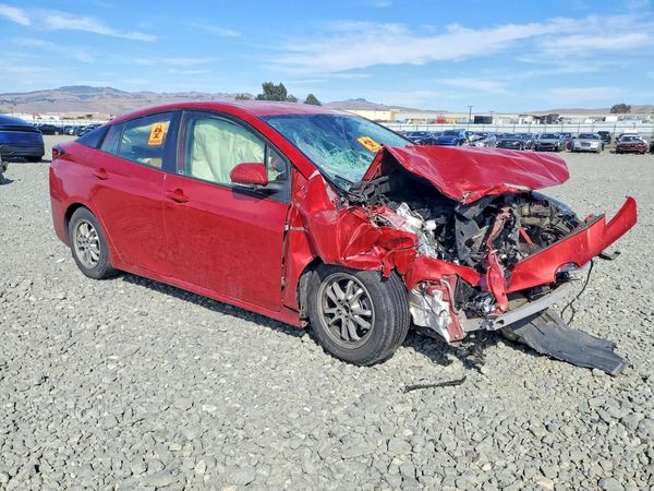2022 TOYOTA PRIUS — Passenger 3/4