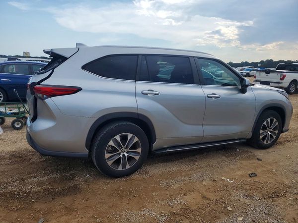 2023 TOYOTA HIGHLANDER