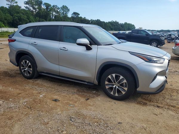 2023 TOYOTA HIGHLANDER