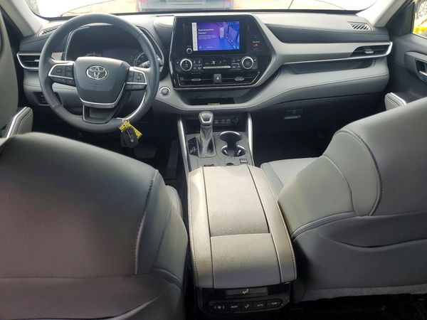 2023 TOYOTA HIGHLANDER