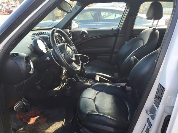 2013 MINI COOPER