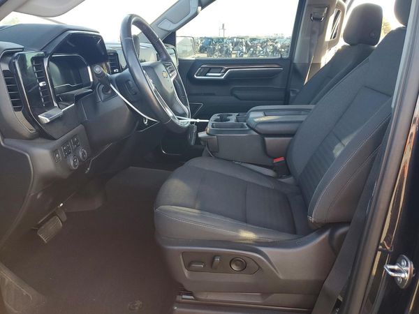 2022 CHEVROLET SILVERADO LT — DENT