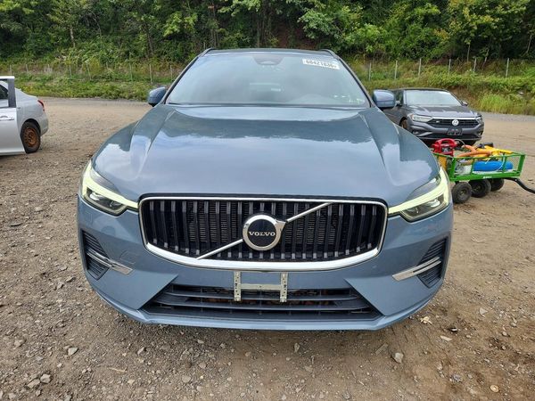 2022 VOLVO XC60 Momentum (excl S60)