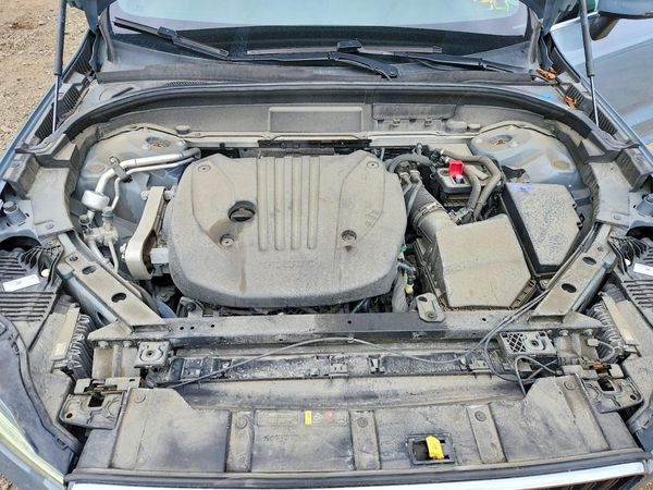 2022 VOLVO XC60 Momentum (excl S60)