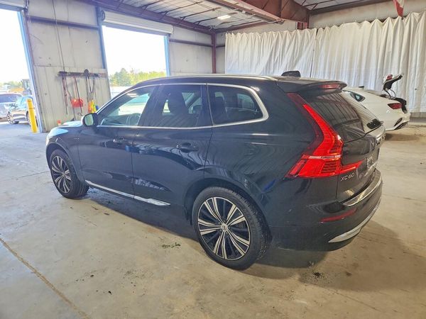 2023 VOLVO XC60 Plus Bright
