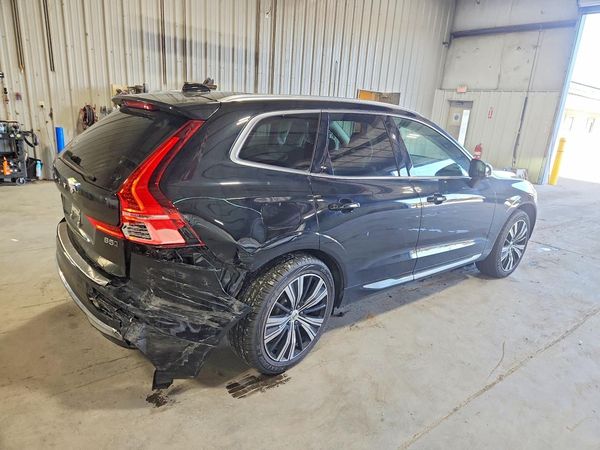 2023 VOLVO XC60 Plus Bright