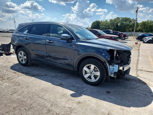 2022 KIA SORENTO